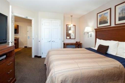 фото отеля Candlewood Suites Cheyenne