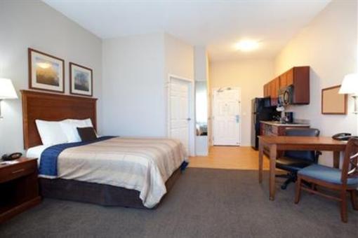 фото отеля Candlewood Suites Cheyenne
