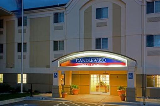 фото отеля Candlewood Suites Cheyenne