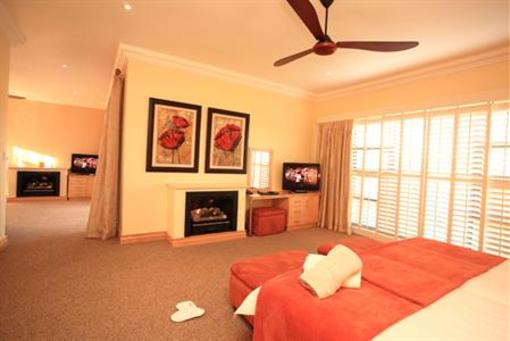 фото отеля Schneider's Guest House White River