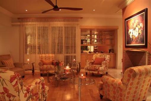 фото отеля Schneider's Guest House White River