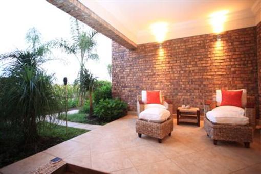 фото отеля Schneider's Guest House White River