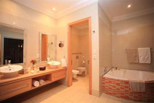 фото отеля Schneider's Guest House White River