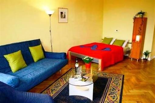 фото отеля Apartments Krasova