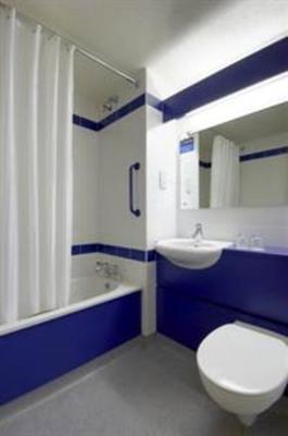 фото отеля Travelodge Galway