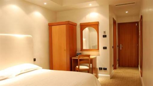 фото отеля Trieste Hotel Verona