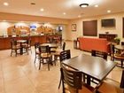 фото отеля Holiday Inn Express & Suites Lincoln Airport