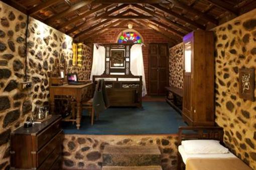 фото отеля Elephant Valley Eco Farm Hotel