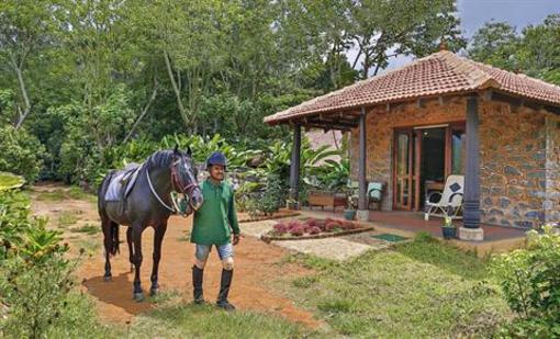 фото отеля Elephant Valley Eco Farm Hotel