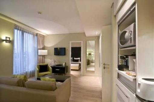 фото отеля B-Aparthotel Grand Place