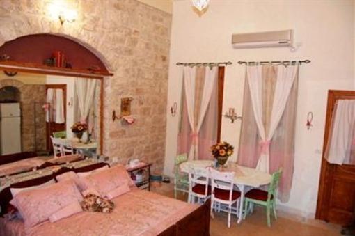 фото отеля Beit Yosef Bed & Breakfast