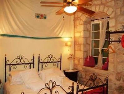 фото отеля Beit Yosef Bed & Breakfast