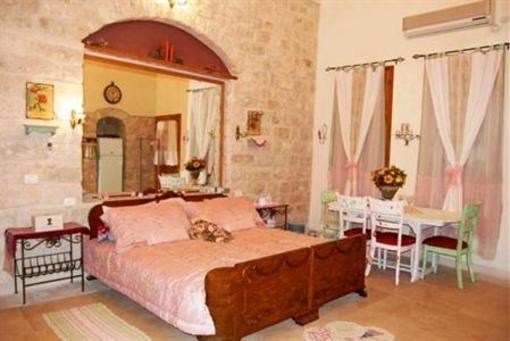 фото отеля Beit Yosef Bed & Breakfast