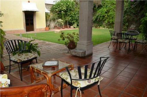 фото отеля Howard Johnson Calle Real Morelia