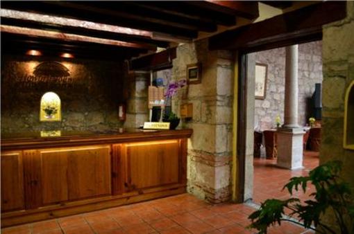 фото отеля Howard Johnson Calle Real Morelia