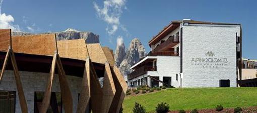 фото отеля Alpina Dolomites Hotel Kastelruth