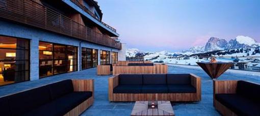 фото отеля Alpina Dolomites Hotel Kastelruth