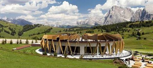 фото отеля Alpina Dolomites Hotel Kastelruth