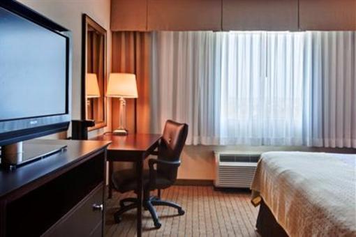фото отеля Holiday Inn Los Angeles International Airport