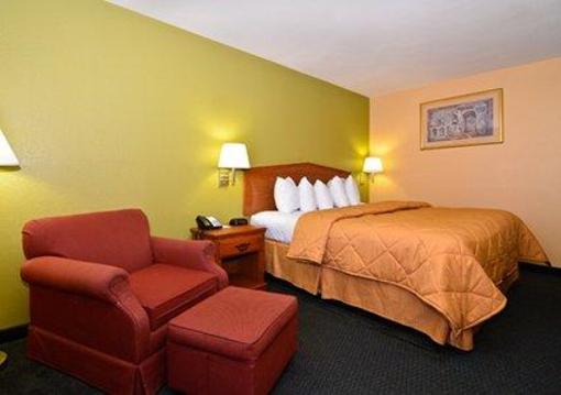 фото отеля Comfort Inn Nashville White Bridge