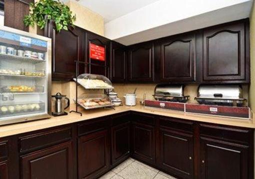 фото отеля Comfort Inn Nashville White Bridge