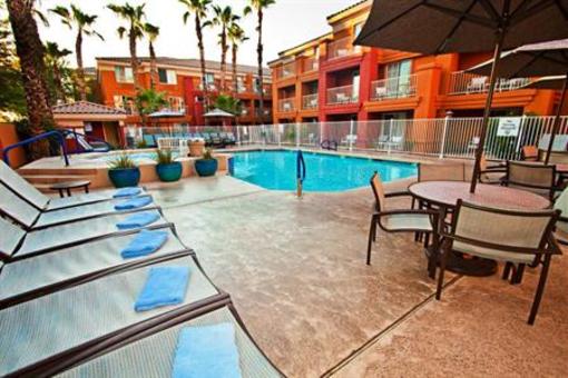 фото отеля Holiday Inn Express Hotel & Suites Scottsdale