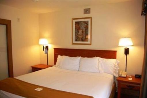 фото отеля Holiday Inn Express Hotel & Suites Scottsdale
