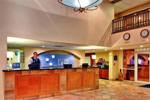 фото отеля Holiday Inn Express Hotel & Suites Scottsdale