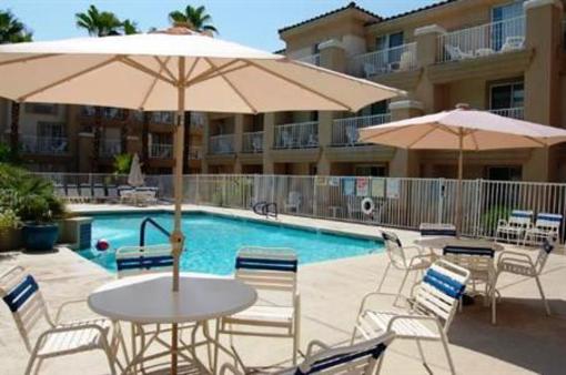фото отеля Holiday Inn Express Hotel & Suites Scottsdale