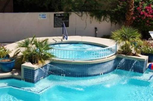 фото отеля Holiday Inn Express Hotel & Suites Scottsdale