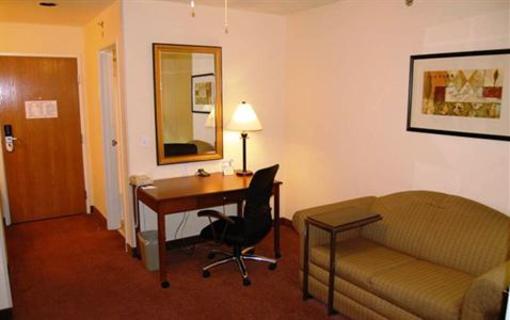 фото отеля Holiday Inn Express Hotel & Suites Scottsdale