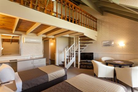 фото отеля BEST WESTERN Olde Maritime Motor Inn