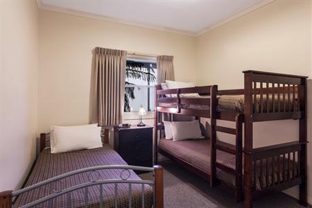 фото отеля BEST WESTERN Olde Maritime Motor Inn