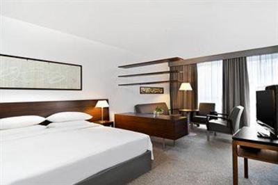 фото отеля Four Points by Sheraton Bolzano
