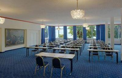 фото отеля Ramada La Palma au Lac