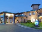 фото отеля Holiday Inn Express & Suites - McKinleyville