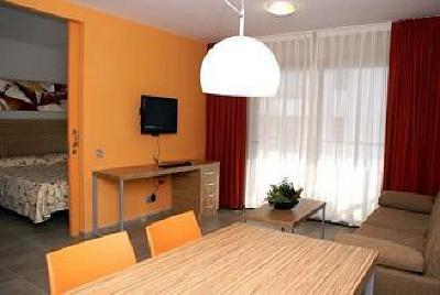 фото отеля Odissea Park Apartaments Santa Susanna