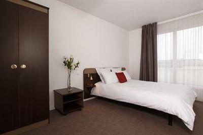 фото отеля Appart'City Clichy-la-Garenne
