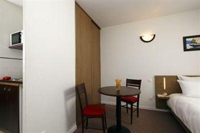 фото отеля Appart'City Clichy-la-Garenne