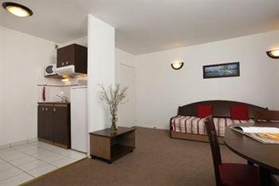 фото отеля Appart'City Clichy-la-Garenne