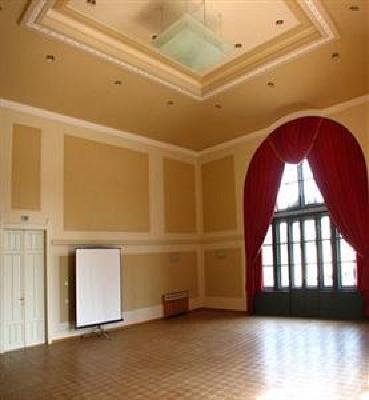 фото отеля Erzsebet Kiralyne Hotel