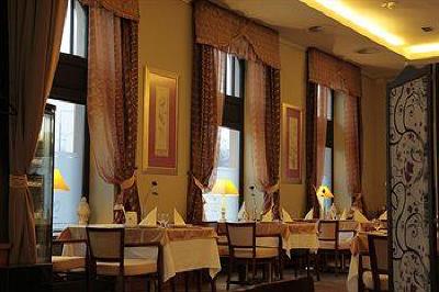 фото отеля Erzsebet Kiralyne Hotel
