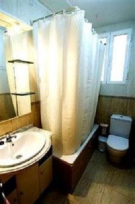 фото отеля Salamanca Hostal Madrid