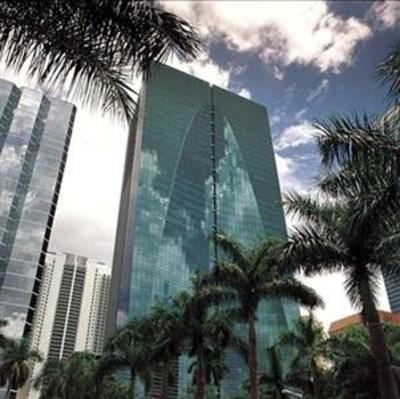 фото отеля Conrad Miami