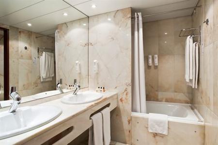 фото отеля Holiday Inn Lisbon - Continental
