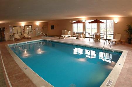 фото отеля Hampton Inn & Suites Airport Grand Rapids