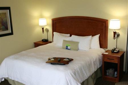 фото отеля Hampton Inn & Suites Airport Grand Rapids