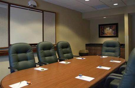 фото отеля Hampton Inn & Suites Airport Grand Rapids