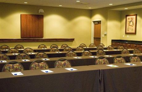 фото отеля Hampton Inn & Suites Airport Grand Rapids
