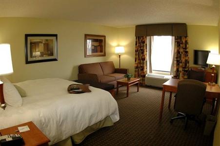 фото отеля Hampton Inn & Suites Airport Grand Rapids